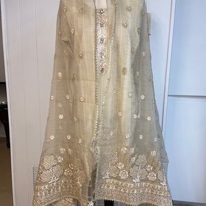 Pakistani Indian beautiful formal Three piece Suit.Brand Qalamkar.Brand New.